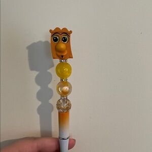 The Doorknob from Alice in Wonderland Pen